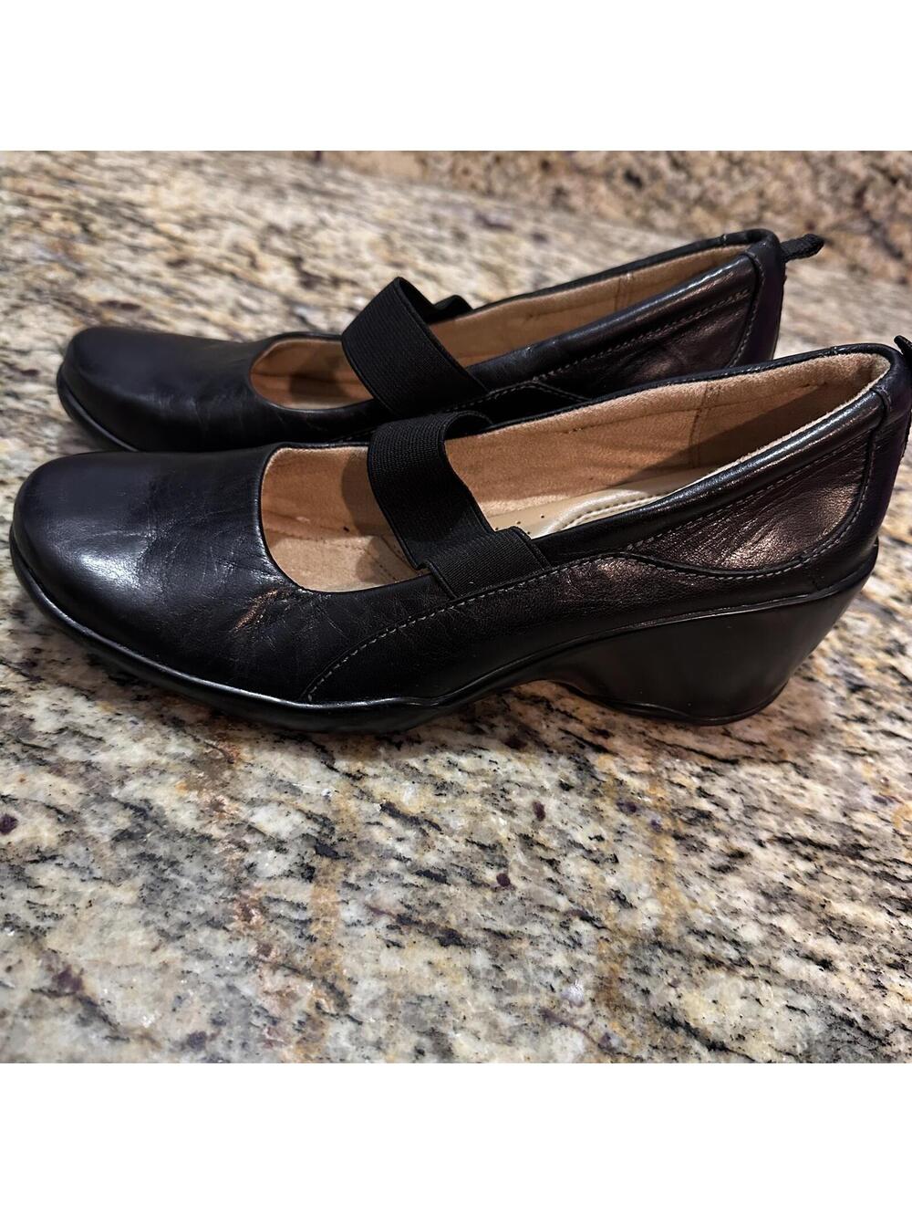 Naturalizer N5 Comfort Black Leather Mary Jane Wedges Size 6. NWOT